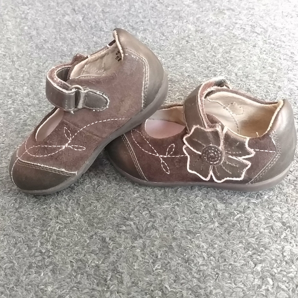Baby girl shoes - Picture 2 of 5